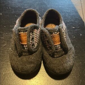 TOMS - Gray Wool Baby Shoes